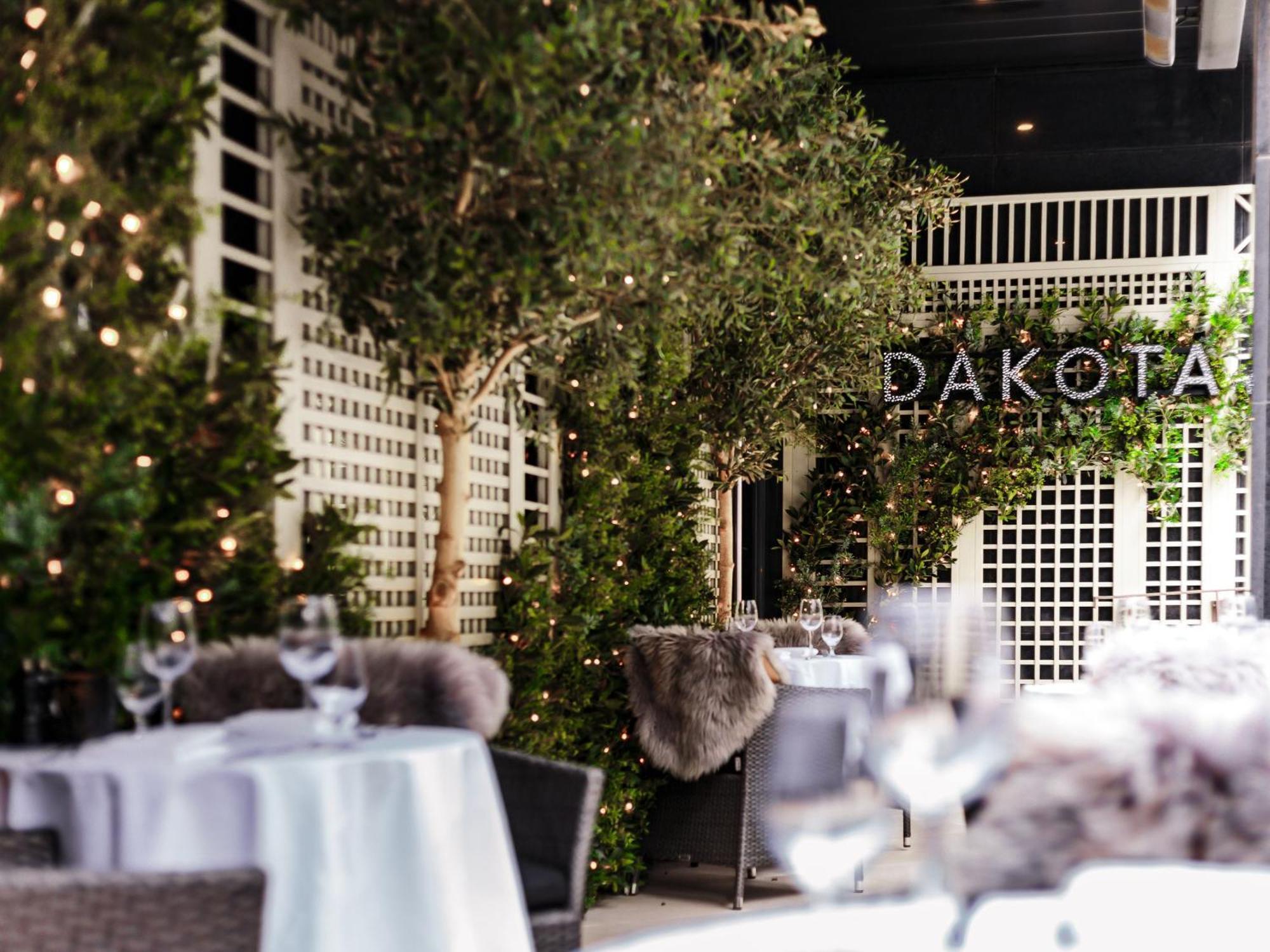 Dakota Leeds 5* Лидс